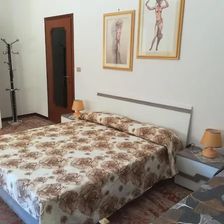 Bed and Breakfast - Camera 4 Pl - Vicinissima Al Mare